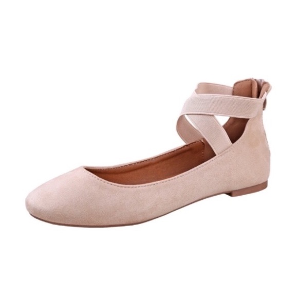💥 CLEARANCE Strappy Back Zip Ballet Flats Cream - Picture 2 of 4